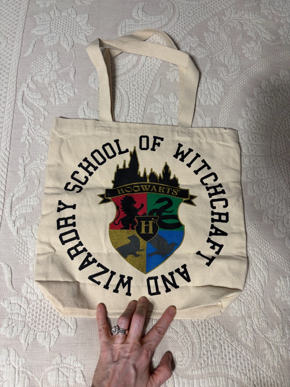 Harry Potter Warner Bros. Hogwarts Crest Canvas Tote Like New UNISEX
